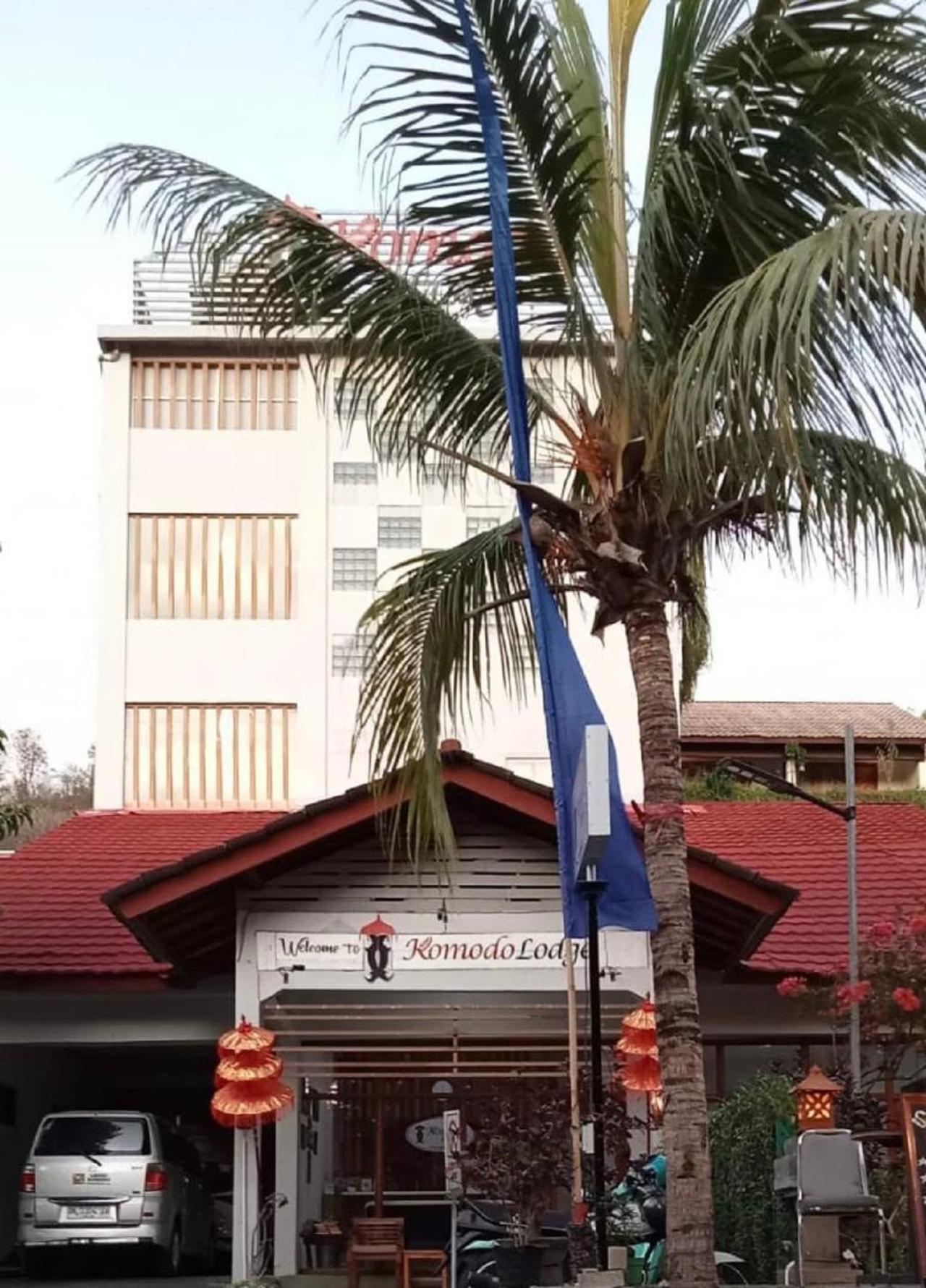 Komodo Lodge Labuan Bajo Exteriör bild
