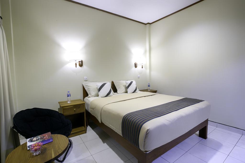 Komodo Lodge Labuan Bajo Exteriör bild