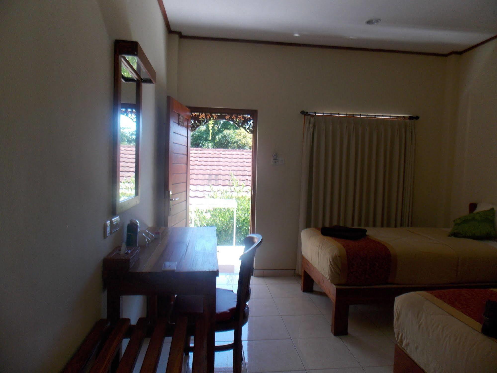 Komodo Lodge Labuan Bajo Exteriör bild