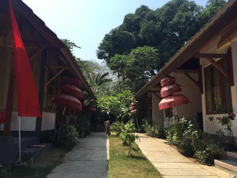 Komodo Lodge Labuan Bajo Exteriör bild